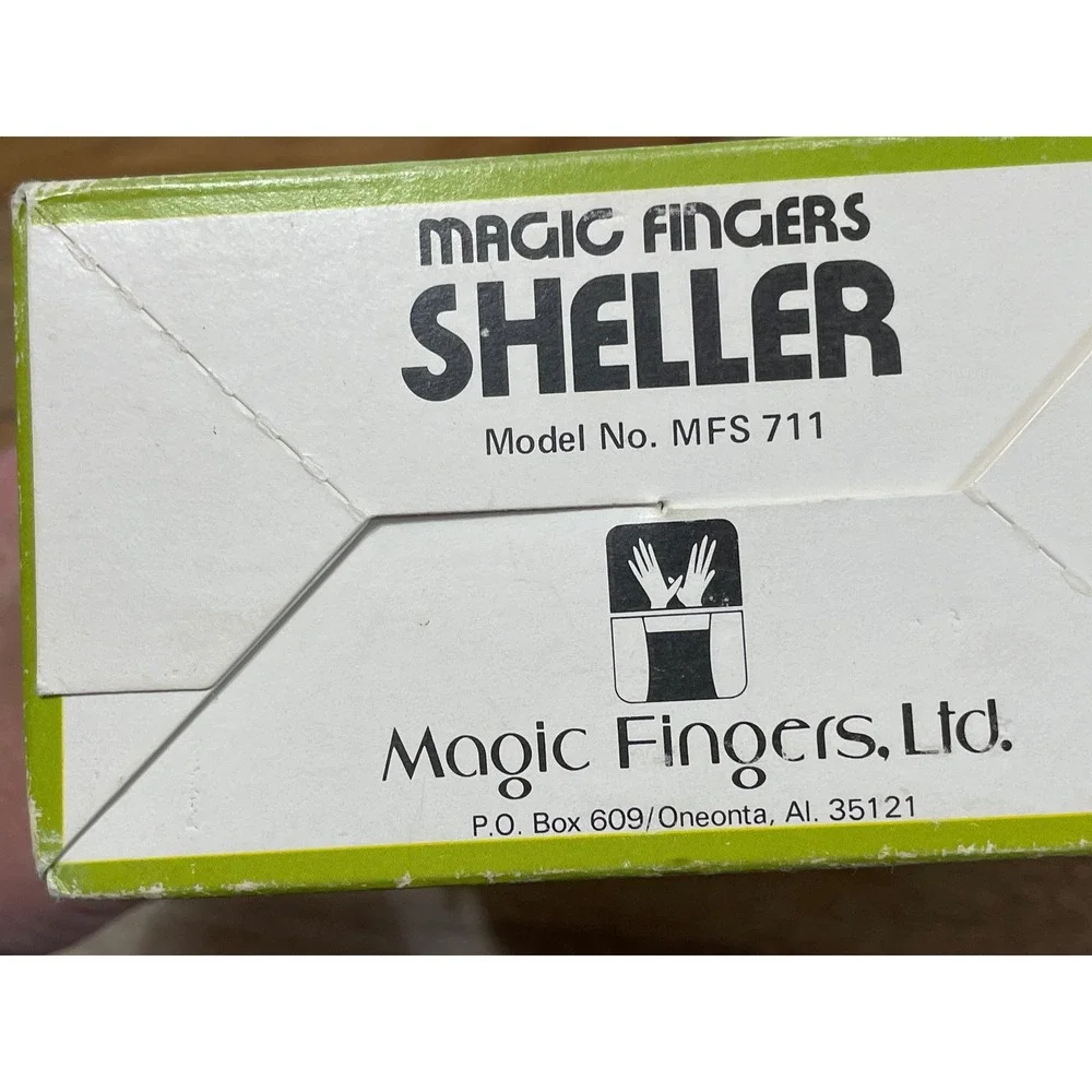 New Magic Fingers Sheller Pea Bean Huller MF5711 Yellow Vtg 1977 Kitchen Tool